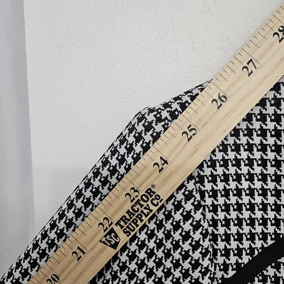Calvin Klein Elegant Black and White Houndstooth Suit Jacket size 18 - Picture 12 of 12